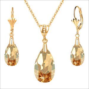 14K Gold Plated Teardrop Crystal Jewelry Set with Leverback Earrings